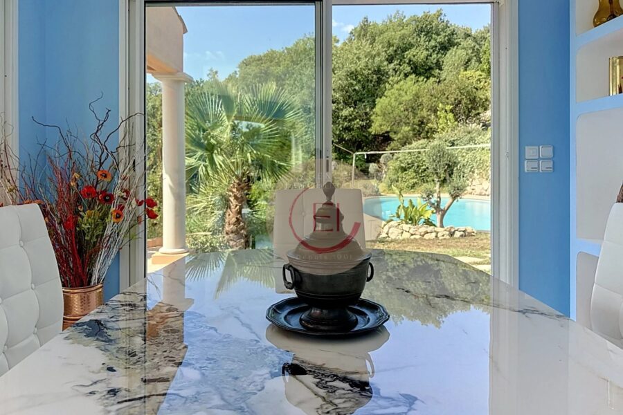 Maison à vendre à Les Adrets-de-l&rsquo;Estérel — Vue mer — photo 18