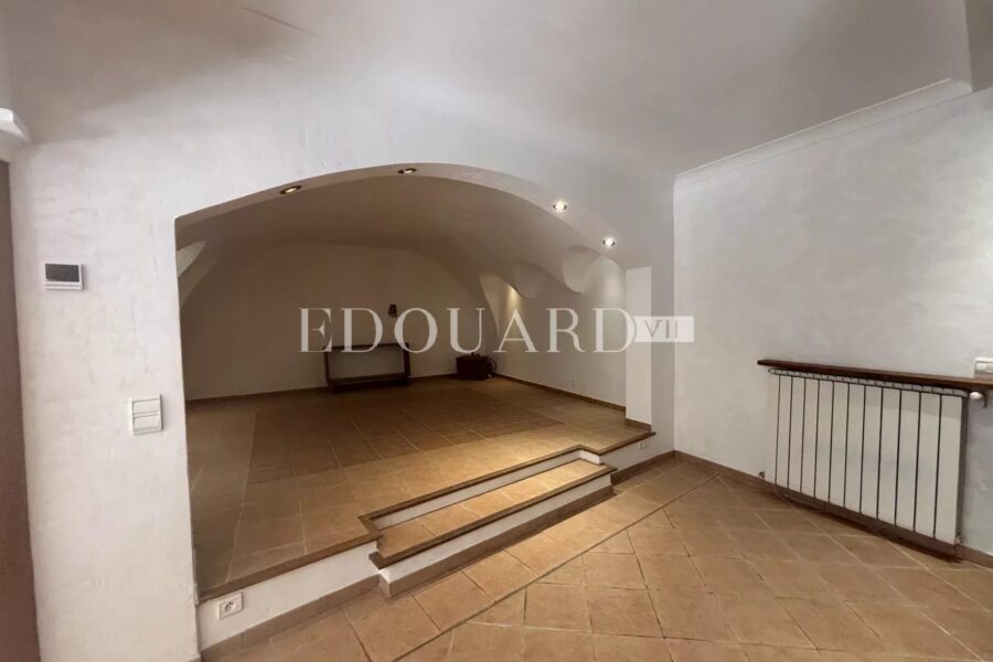 Maison à vendre à Menton — Vue montagne — photo 6