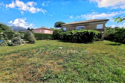 Maison à vendre à Roquefort-les-Pins