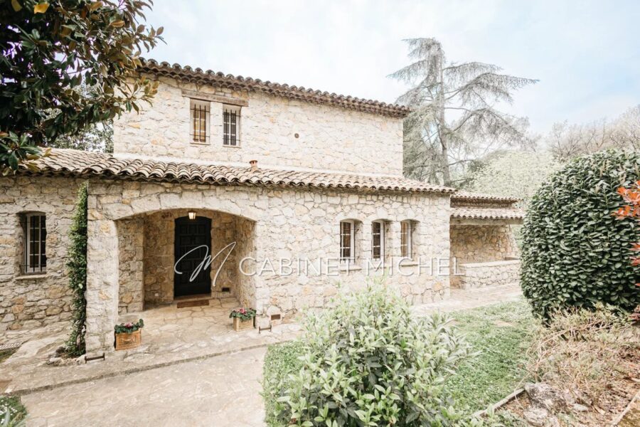 Maison à vendre à Roquefort-les-Pins — Vue nature — photo 4