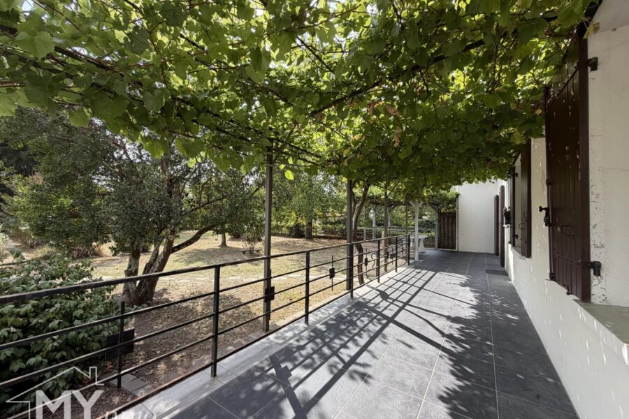 Maison à vendre à Saint-Pey-de-Castets — Vue parc & jardin — photo 19