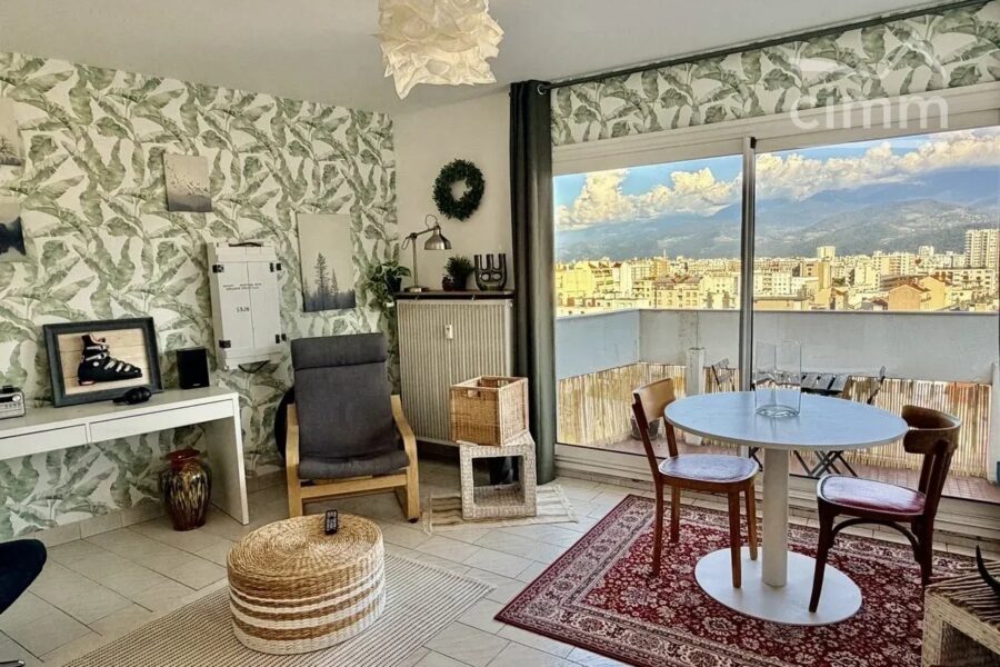 Appartement à vendre à Grenoble — Vue montagne — photo 3