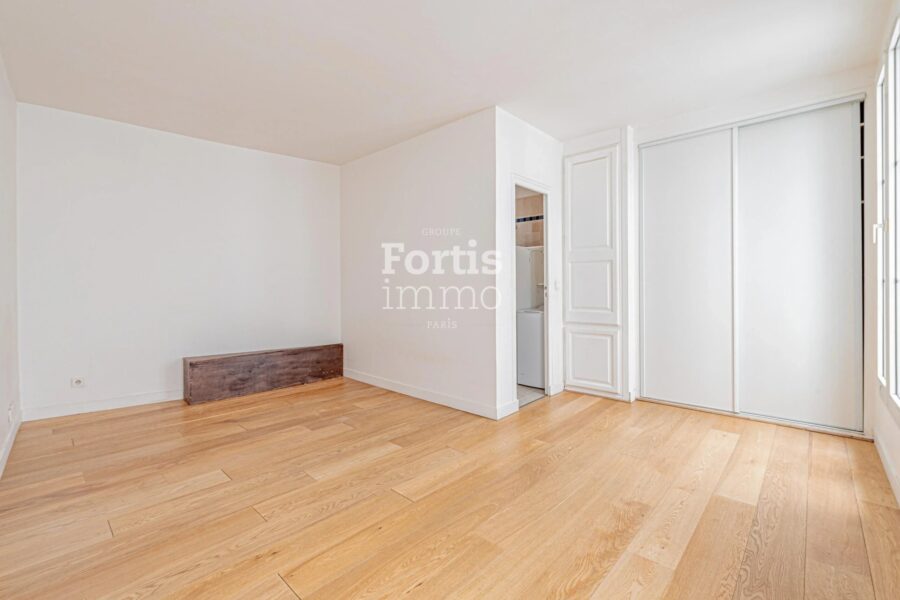 Appartement à vendre à Paris 1er arrondissement — Vue parc & jardin — photo 8