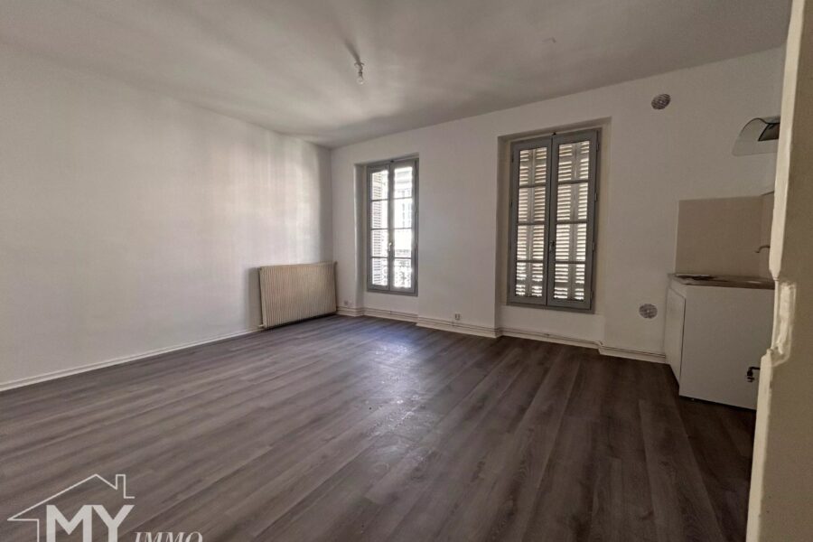 Maison à vendre à Sainte-Foy-la-Grande — Vue sur la ville — photo 9