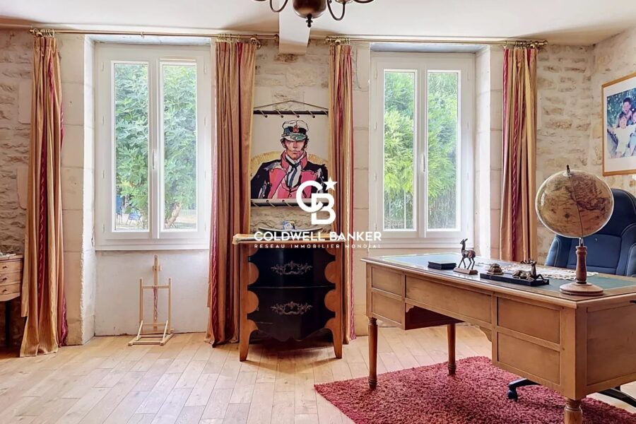 Maison à vendre à Saint-Savinien — Vue parc & jardin — photo 14