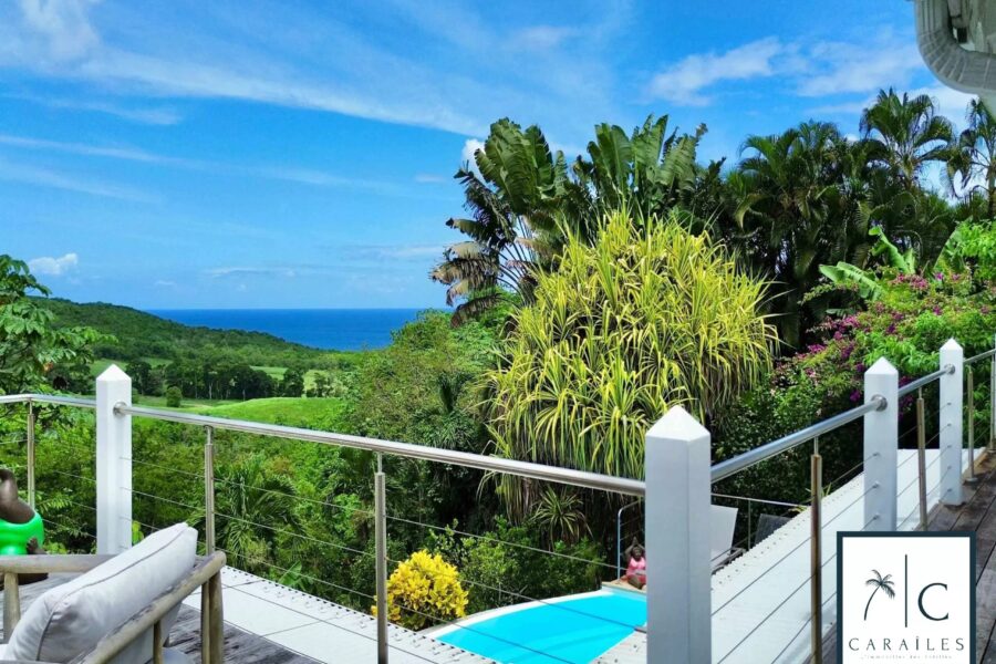 Maison à vendre à Les Trois-Îlets — Vue mer — photo 1