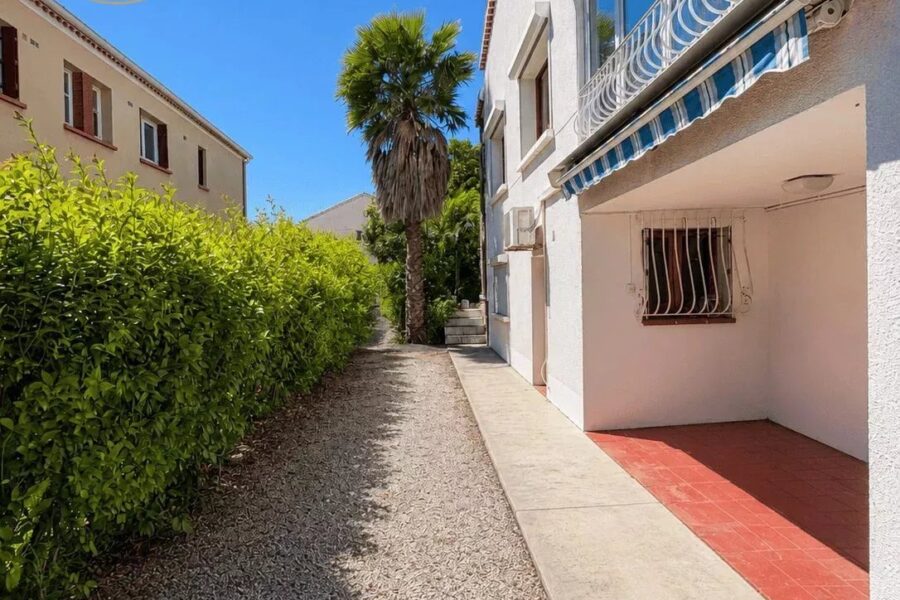 Maison à vendre à Hyères — Vue parc & jardin — photo 9