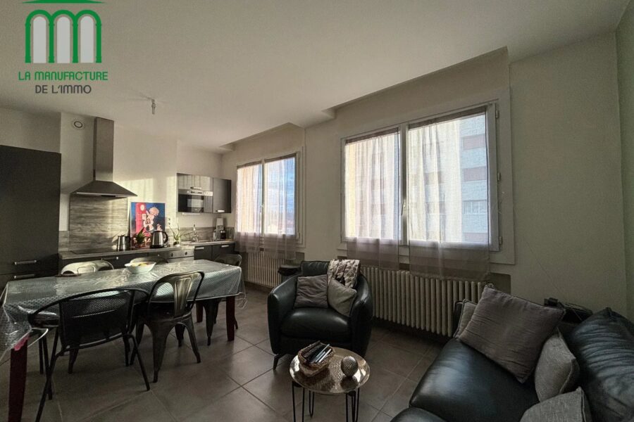 Appartement à vendre à Saint-Étienne — Vue nature — photo 2