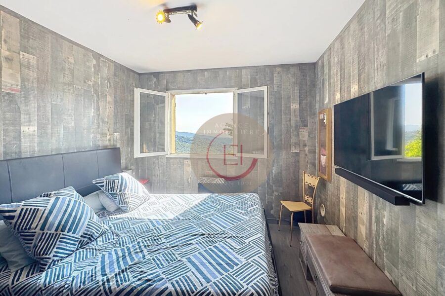 Maison à vendre à Les Adrets-de-l&rsquo;Estérel — Vue mer — photo 14