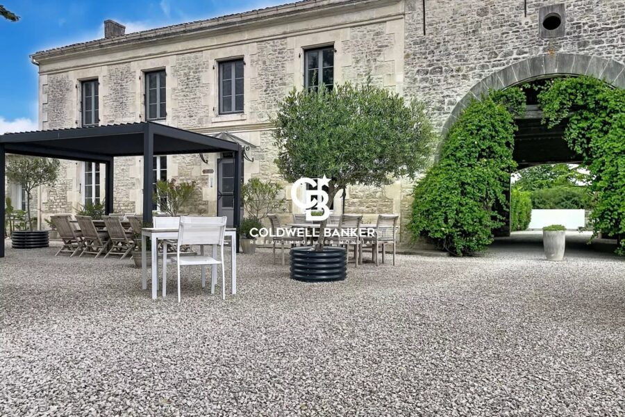 Maison à vendre à Aumagne — Vue parc & jardin — photo 11