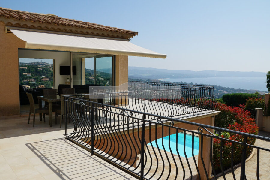 Maison en location vacances à Cavalaire-sur-Mer — Vue mer — photo 1