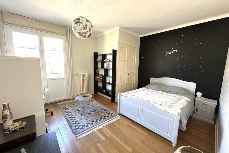 Appartement à vendre à Saint-Étienne — Vue sur la ville — photo 8