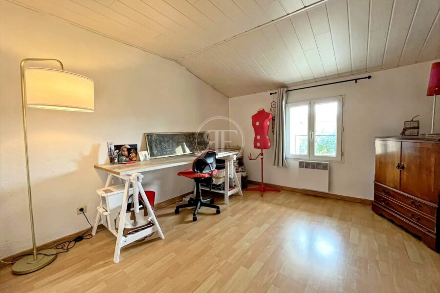 Maison à vendre à Puisseguin — Vue nature — photo 9