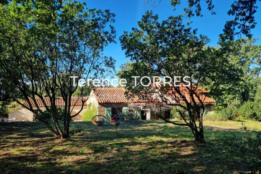 Maison à vendre à La Garde-Freinet — Vue montagne — photo 14