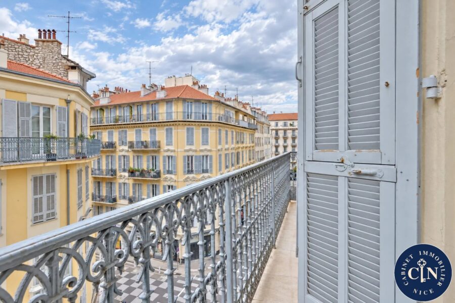 Appartement à vendre à Nice — Vue sur la ville — photo 6