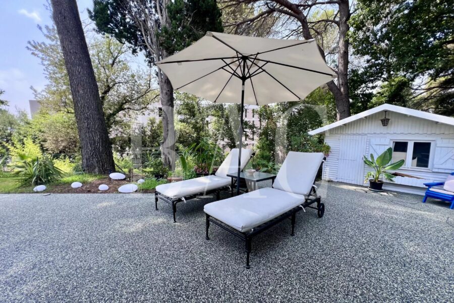 Maison à vendre à Cannes — Vue parc & jardin — photo 8