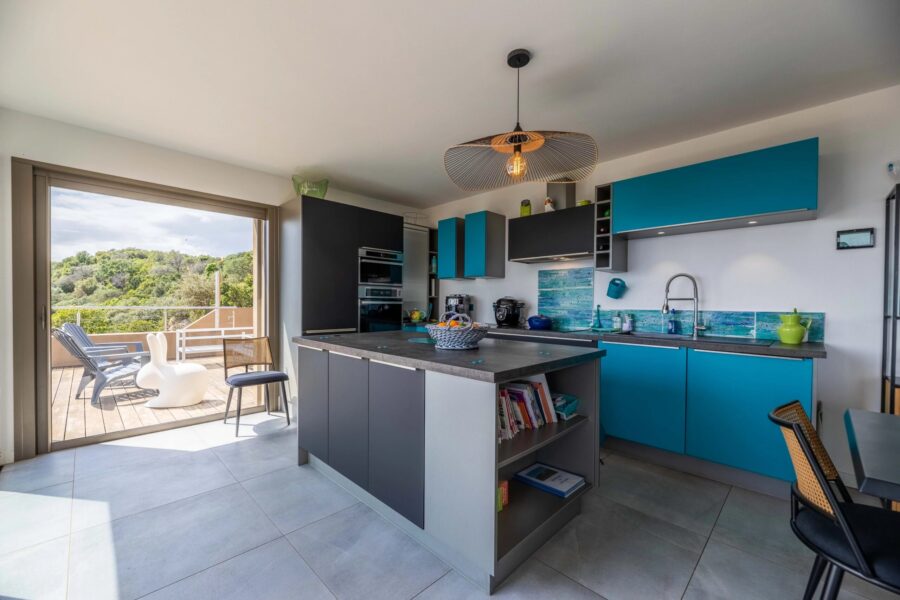 Maison en location vacances à Zonza — Vue mer — photo 13