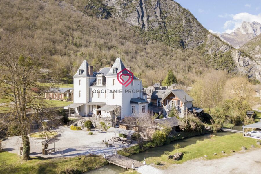 Maison à vendre à Saint-Béat — Vue montagne — photo 2