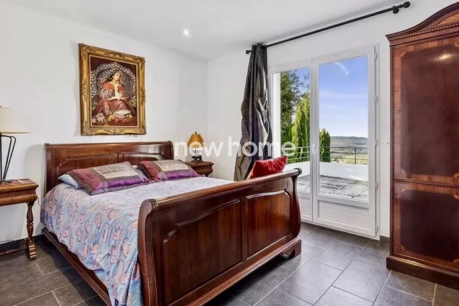 Maison à vendre à Saint-Vallier-de-Thiey — Vue mer — photo 12