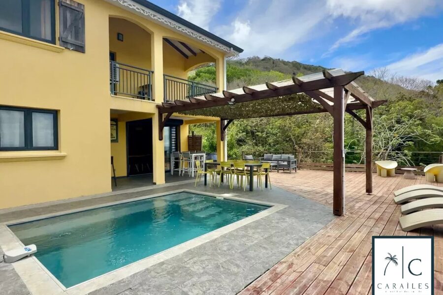 Maison à vendre à Les Trois-Îlets — Vue mer — photo 3