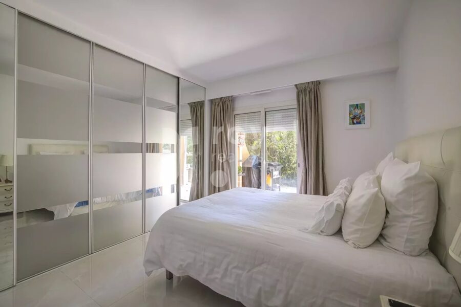 Maison à vendre à Mougins — Vue golf — photo 12