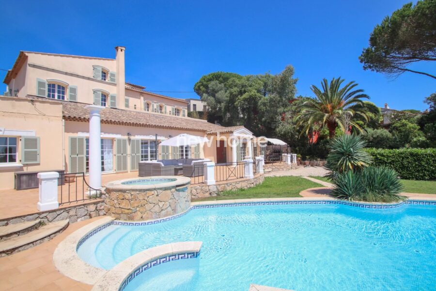 Maison à vendre à Les Adrets-de-l&rsquo;Estérel — Vue mer — photo 3