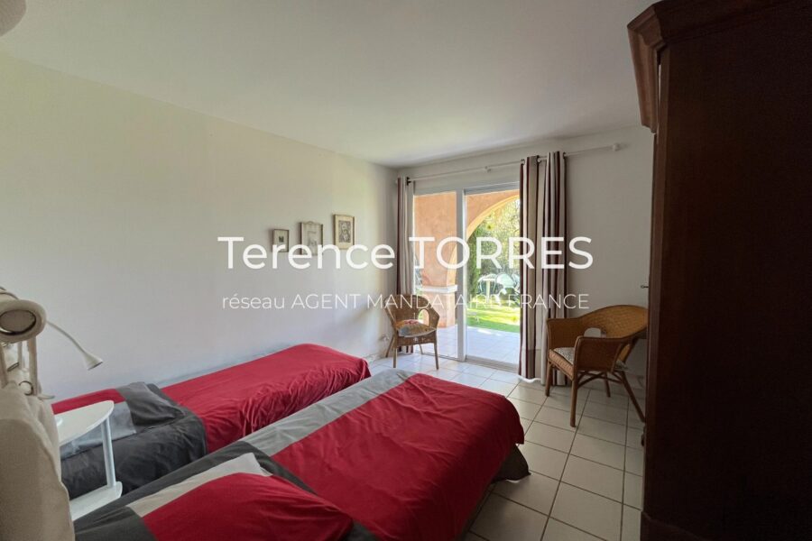 Maison à vendre à Le Plan-de-la-Tour — Vue montagne — photo 9