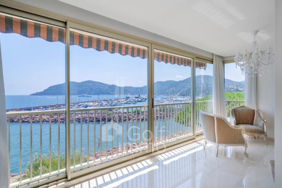 Appartement à vendre à Mandelieu-la-Napoule — Vue mer — photo 4
