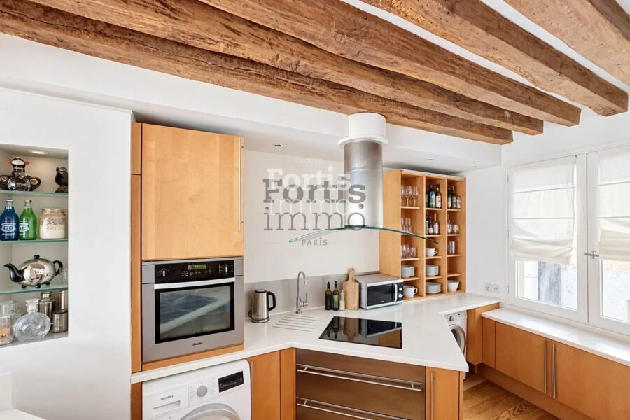 Appartement à vendre à Paris 1er arrondissement — Vue sur la ville — photo 10