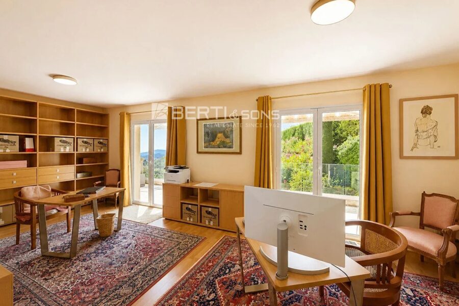 Maison à vendre à Mandelieu-la-Napoule — Vue mer — photo 13
