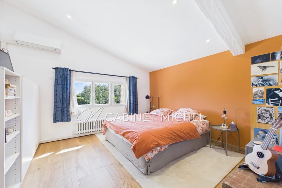 Maison à vendre à Le Rouret — Vue parc & jardin — photo 16