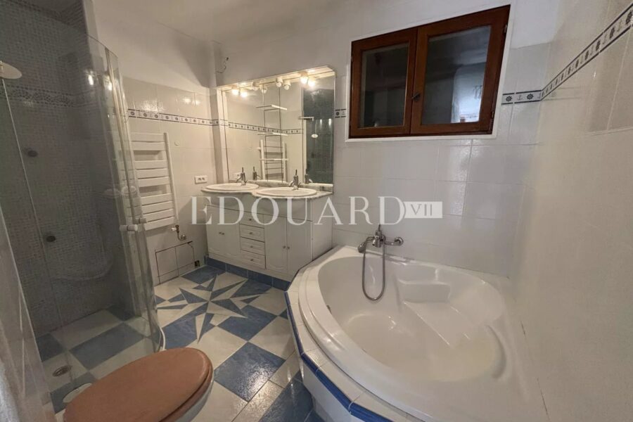 Maison à vendre à Menton — Vue montagne — photo 10