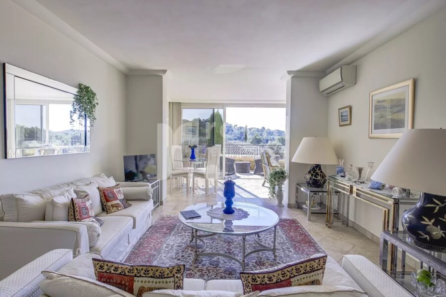 Appartement à vendre à Mougins — Vue montagne — photo 3