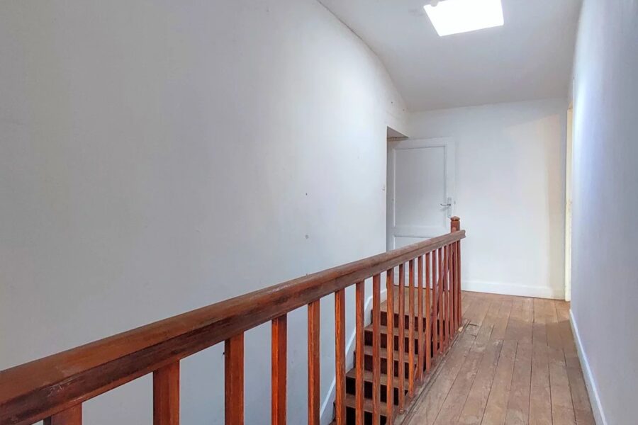 Maison à vendre à Baurech — Vue parc & jardin — photo 9