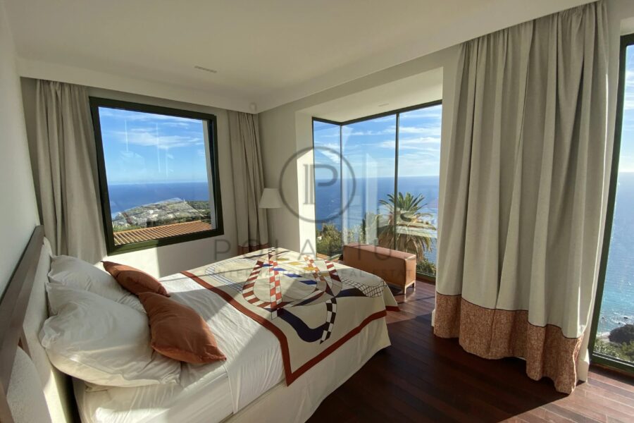 Maison en location vacances à Roquebrune-Cap-Martin — Vue mer — photo 3