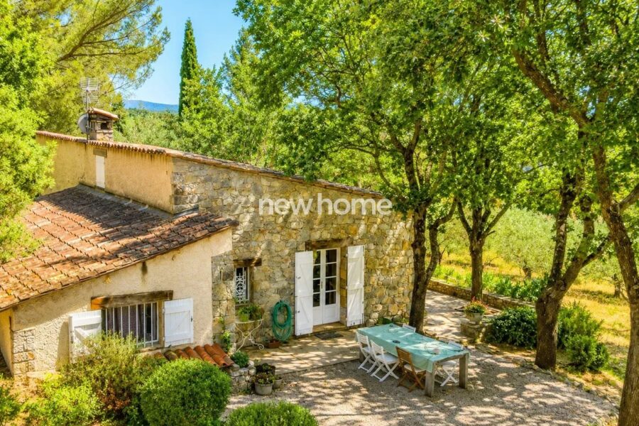 Maison à vendre à Seillans — Vue montagne — photo 2