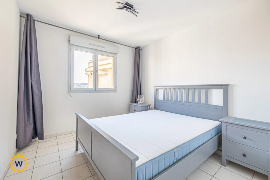 Appartement à louer à Nice — Vue sur la ville — photo 6