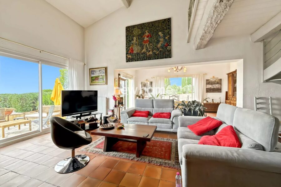 Maison à vendre à Montauroux — Vue montagne — photo 6