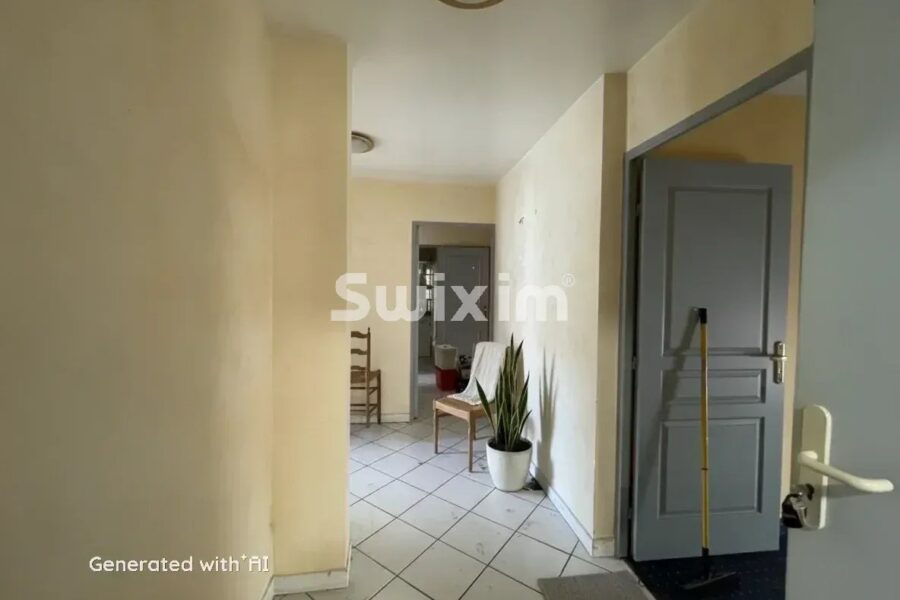 Appartement à vendre à Cavalaire-sur-Mer — Vue sur la ville — photo 3