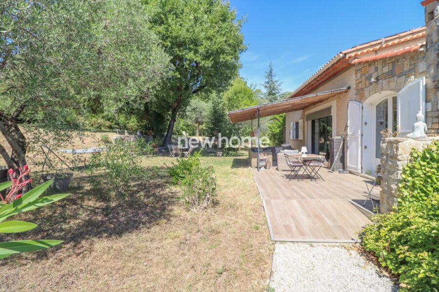 Maison à vendre à Tourrettes — Vue montagne — photo 3
