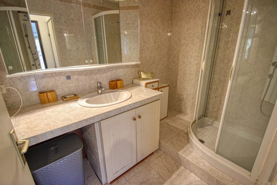 Appartement à louer à Nice — Vue mer — photo 10