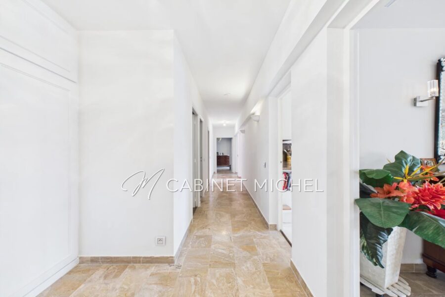 Appartement à vendre à Mandelieu-la-Napoule — Vue mer — photo 4