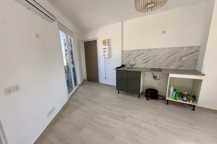 Appartement à vendre à Perpignan — Vue sur la ville — photo 8