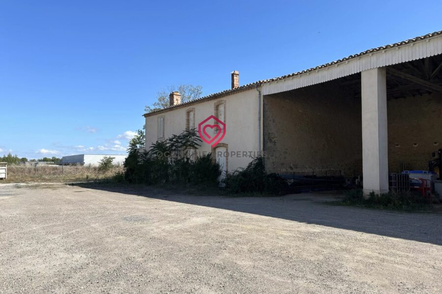 Maison à vendre à Carcassonne — Vue parc & jardin — photo 7