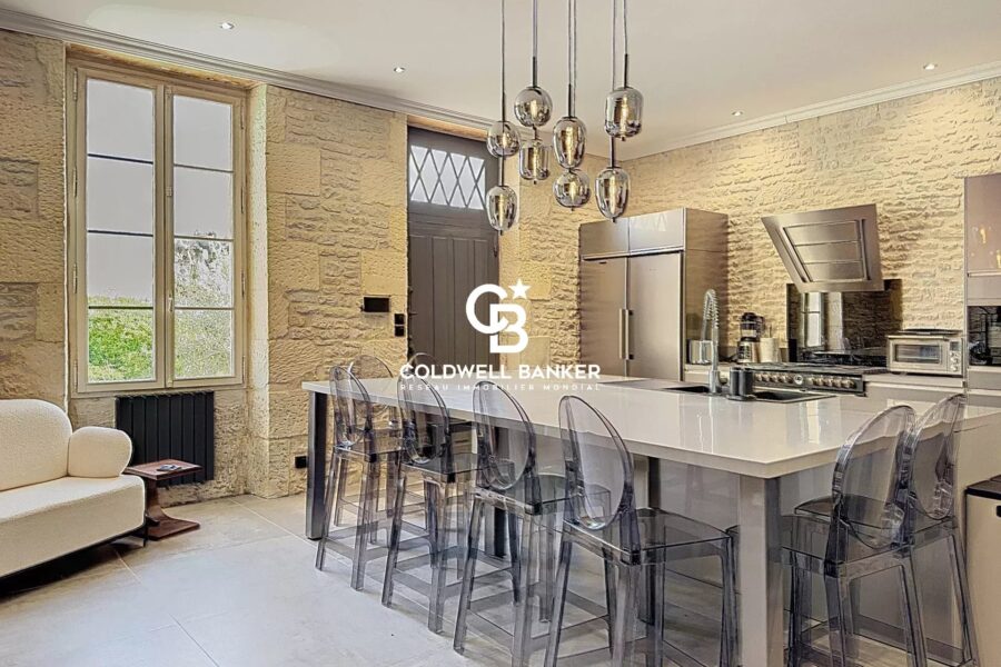 Maison à vendre à Aumagne — Vue parc & jardin — photo 5