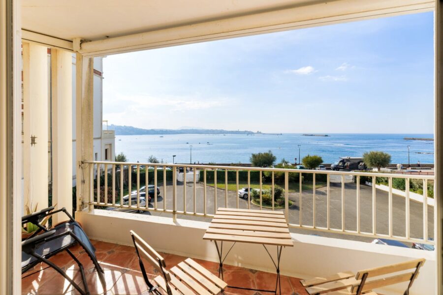 Appartement à vendre à Saint-Jean-de-Luz — Vue mer — photo 1