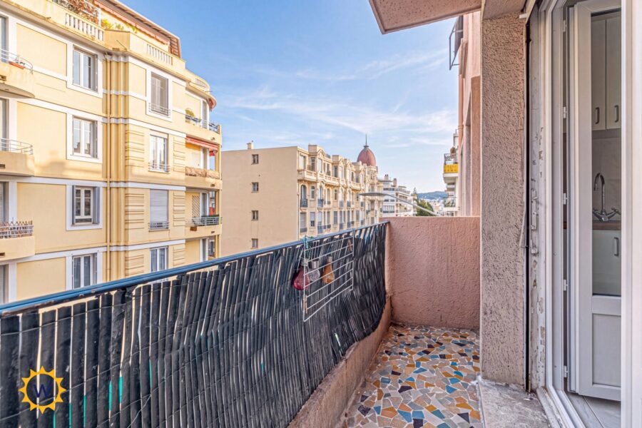 Appartement à louer à Nice — Vue sur la ville — photo 1