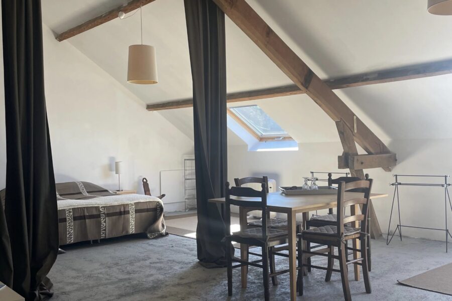Maison à vendre à Saint-Léger-de-Fougeret — Vue montagne — photo 17