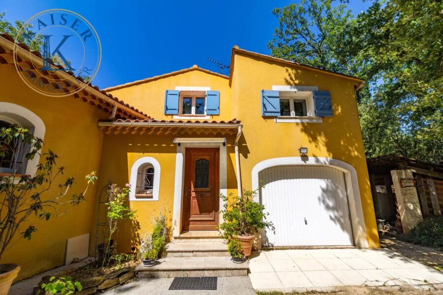 Maison à vendre à Nans-les-pins — Vue parc & jardin — photo 9