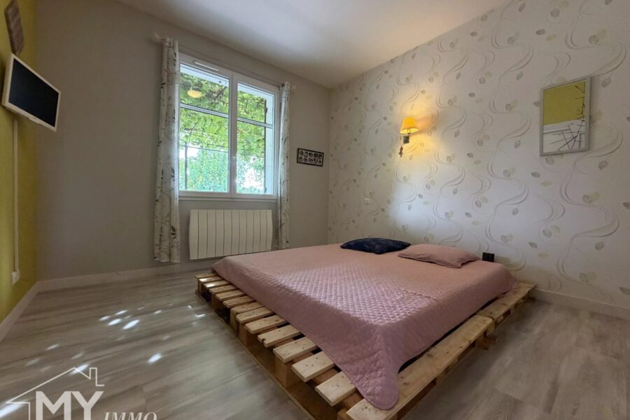 Maison à vendre à Saint-Pey-de-Castets — Vue parc & jardin — photo 7